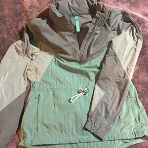 Lululemon 4 Evergreen Anorak half zip hiking pullover